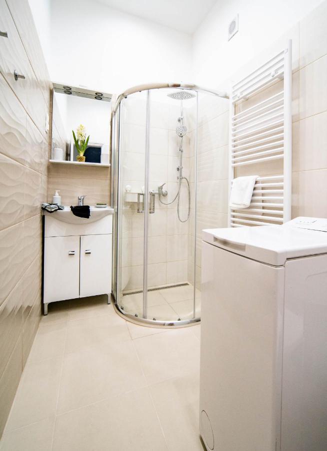 Free Parking! Linden Apartment, Ac, Smart Tv, Wifi 布达佩斯 外观 照片