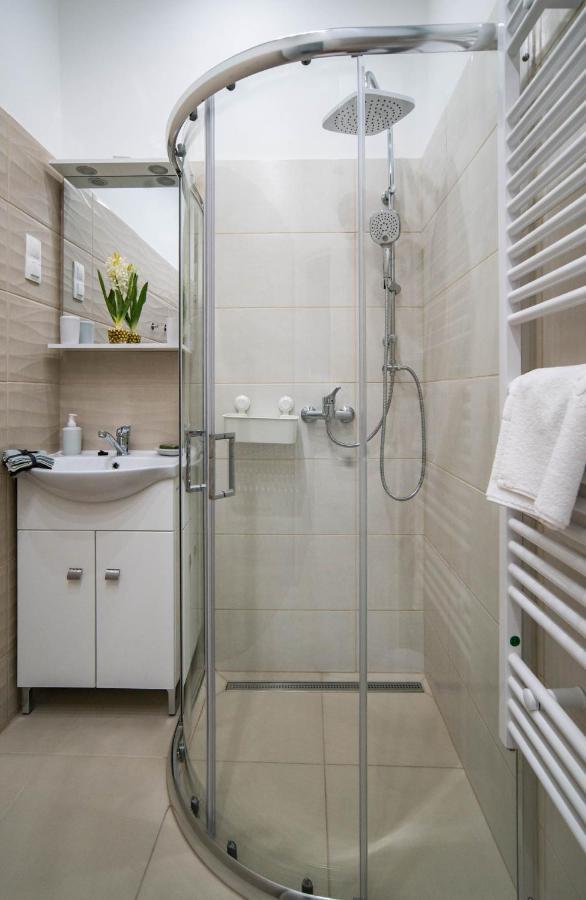 Free Parking! Linden Apartment, Ac, Smart Tv, Wifi 布达佩斯 外观 照片
