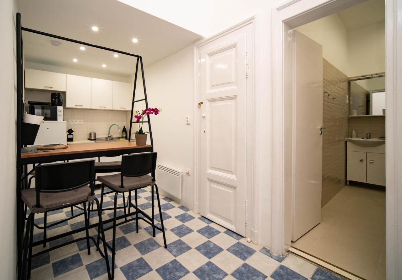 Free Parking! Linden Apartment, Ac, Smart Tv, Wifi 布达佩斯 外观 照片